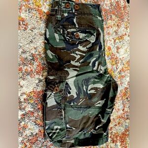 Men’s Gap cargo pants